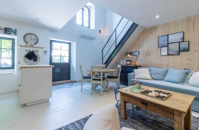 31G101423-4c0077279bc64d9f8523823cbf591a5e