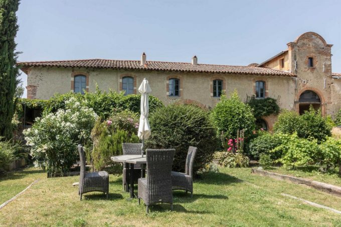 31G101423-8377514d349e4ae68eb88deeab17da1c