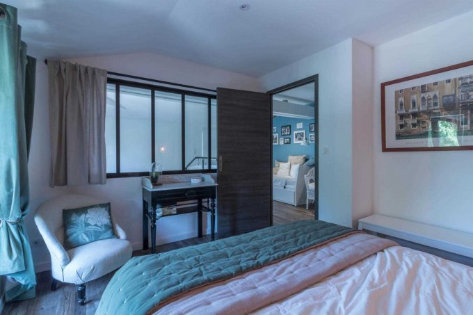 31G101423-8e93c132edeb4381baa86e93c4444b14