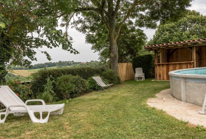 31G101425-62899990c1f84b82ab79e609389e2855