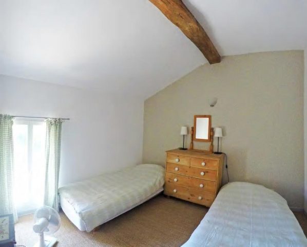 31G101480-53bf89d48cf14635aece4ef9952f8604