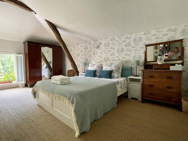 31G101480-b6d1e3f5adb2445fb314da2f038a999b