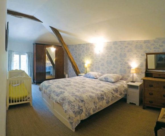 31G101480-e8ea422fc76c401d8c73d4949e91de59