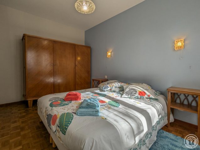 31G101494-1e120bbf267c43a0a461c7a2c759755e