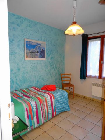 31G101494-2a4dbd1f8fe24d49b53cb02e6844a702