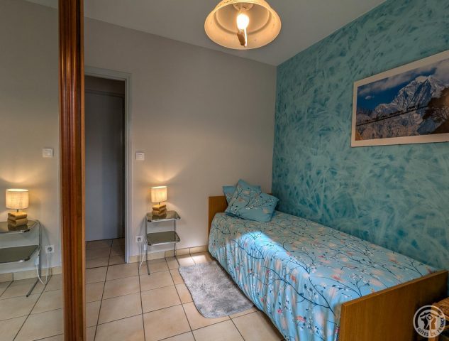 31G101494-7615c5a95b59460f8f2d89e1a2b10a92