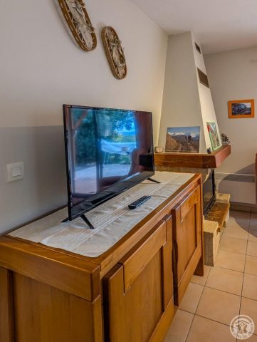 31G101494-cf6e8e5aa8eb432ba047990efc0d37d3