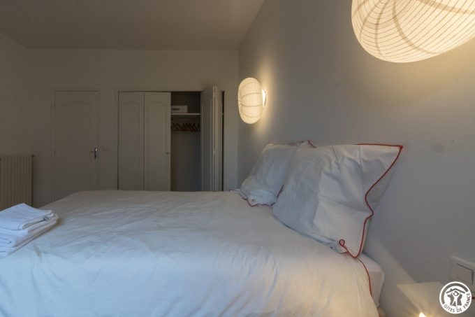 31G101543-d941f98e633446bca21038303eda5156