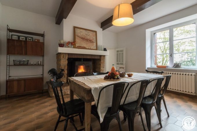 31G101543-e7d75f47f102437dbeb01fae73793554