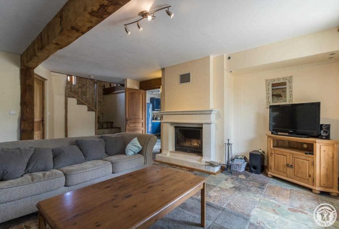 31G101586-1a664061dad146848d576dda9bc42743