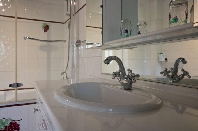 31G101688-ec2ef1a6be9743e886ca14cc7623d225