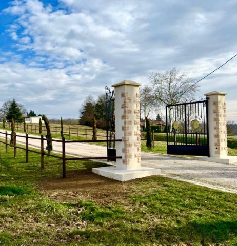 31G101688-f102018d99e84c48abcd7e889962393e