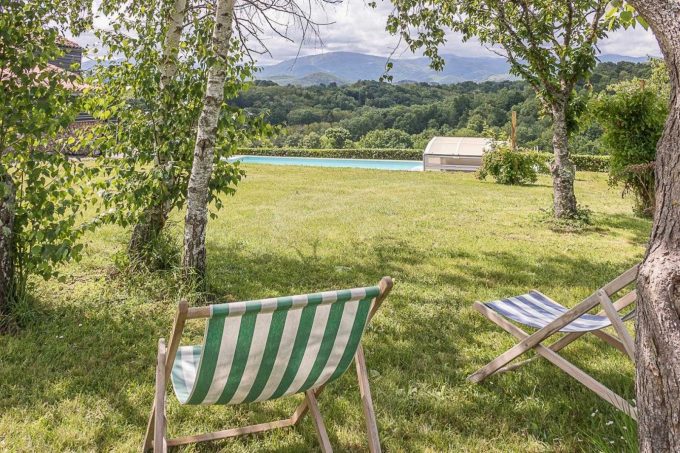 31G101696-ba70c0374ba14448b298986f542c4f39