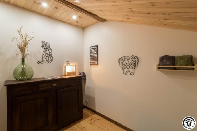 31G101704-b0d2a0d61af547d58abc63202f09a498