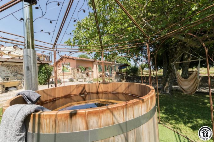 31G101706-2600e0b0f7194ea0a616c1fab747fcec