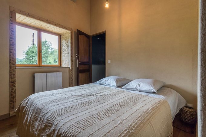 31G101713-31aff37f10f240c494741927750c97d4