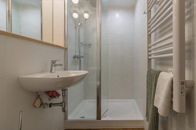 31G101713-c14cab5b4acb4de0bec696ffd54a2311