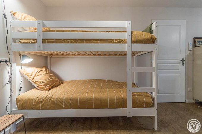 31G101725-5b45dc2e1ffd45529f95592681fc9047