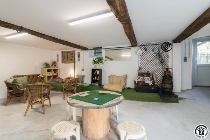 31G101753-97a7195d63fb4fdab9749fad82cf59c4