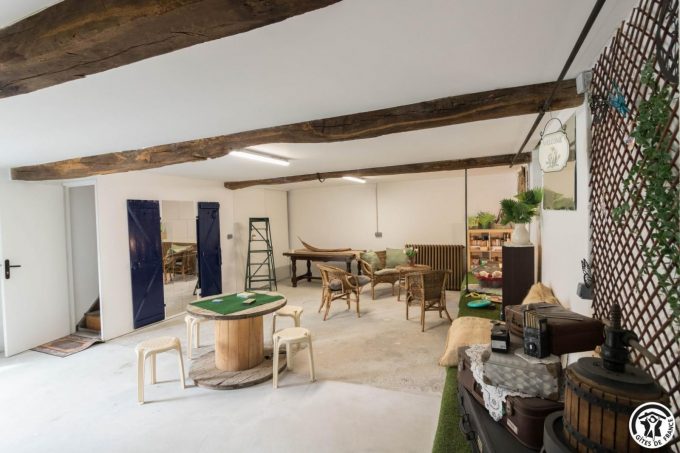 31G101753-c041f795385b463b83f9b4a62b4515d4