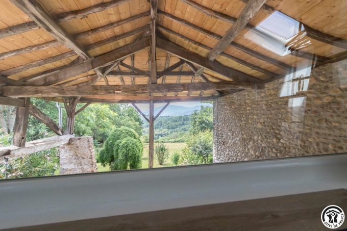 31G101770-9892d972048e4e90bff2423374e4108f