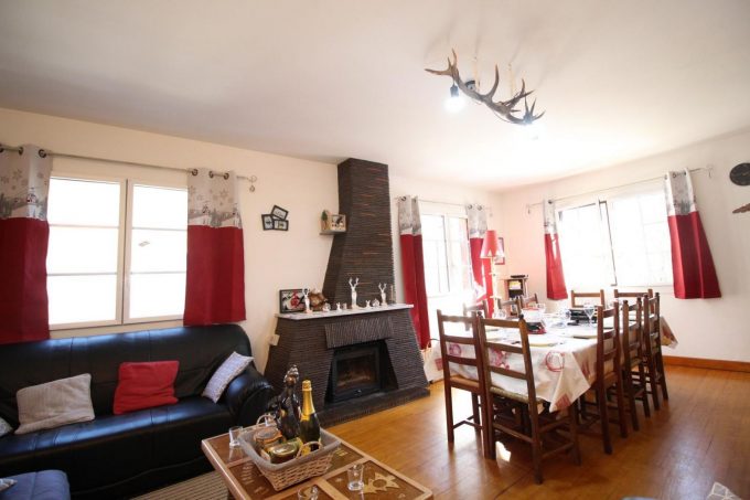 31G145014-3776fbc124e84d7b99be71be462395ac