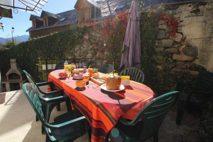 31G145014-75ba270578dd4e52a853ec916febfb31