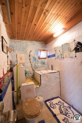 31G300062-00d94733824e40bf92ec1b3c098e3ed0