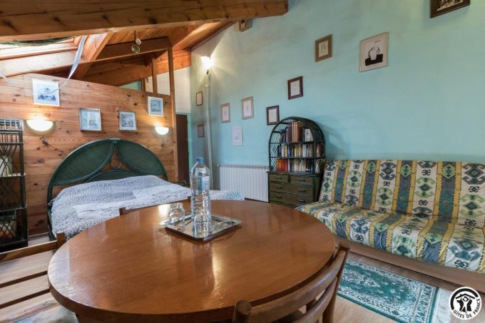 31G300062-592fe2c13bed424e91ea5bedf36fb3e4