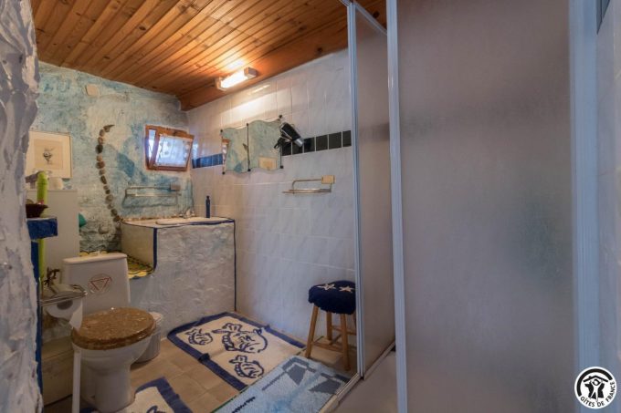 31G300062-fe3d5a3c8b06401a91eff5f86a41529f