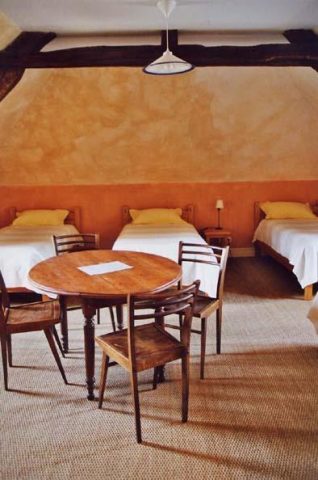 31G300454-1f5fc91ff954476e916dea839d8377a6