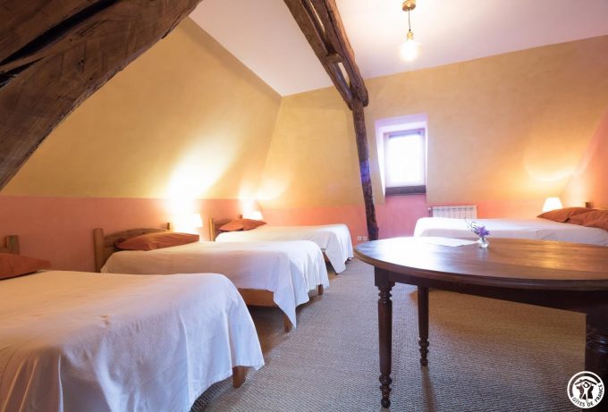 31G300454-9594d3c03828463d9224db11d201646d