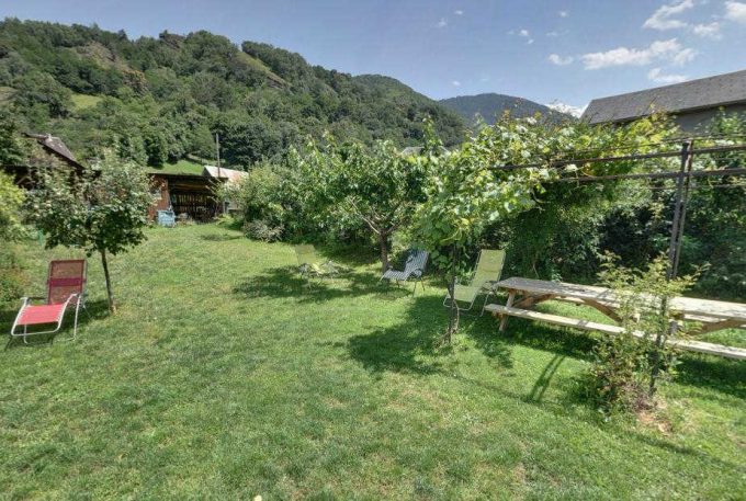 31G300454-9aad2af697824c359ceb29f285c3cf58