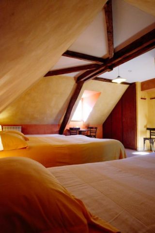 31G300454-ea32e12788ed43eebf4d4989dbbb167a