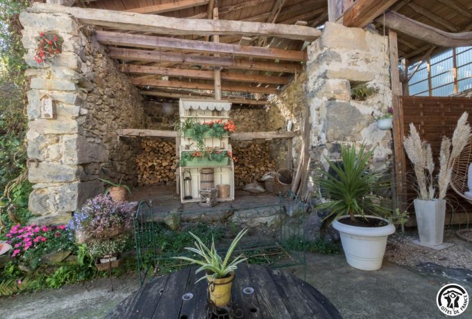 31G301028-6abb17dd953045d485d1fd8858af7096