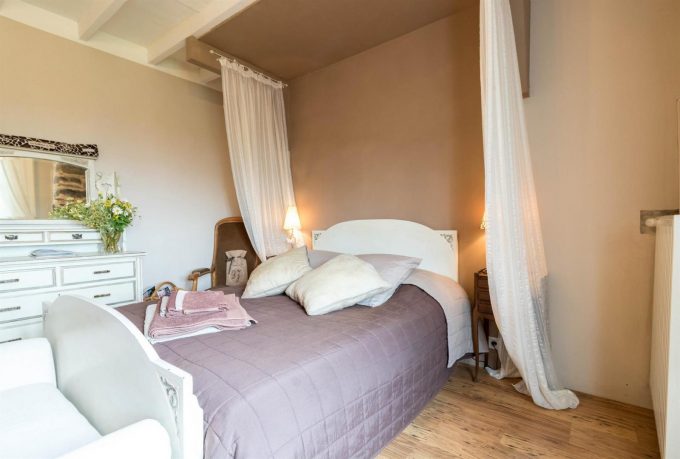 31G301028-bfd8196340cf409f85c8bf610a26519c