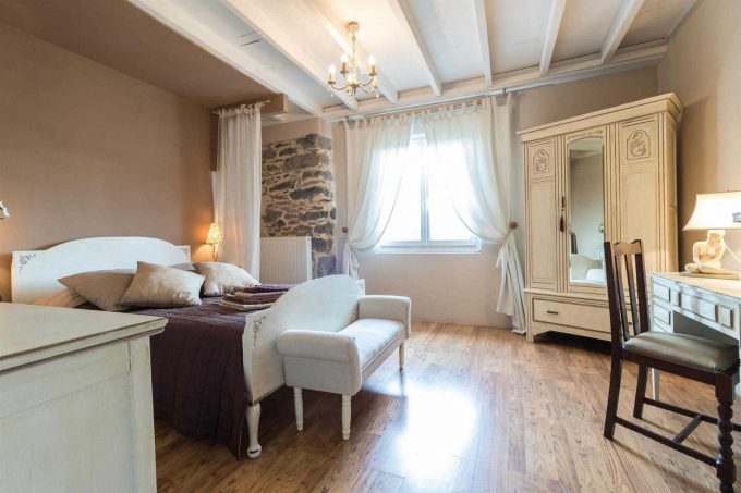 31G301028-e3e0ba0c3c0b4986b76b567e24251708