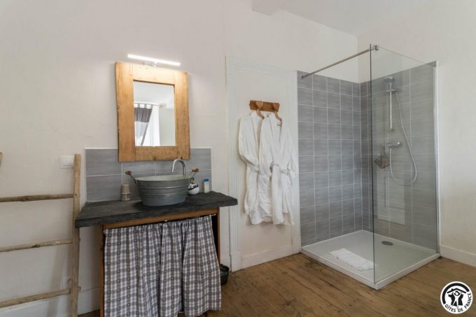 31G301394-16c225de87e948be89e029237ff8d030