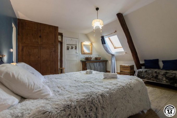 31G301394-2c169ae4eac04ee7a8e2a53cf7bd35df