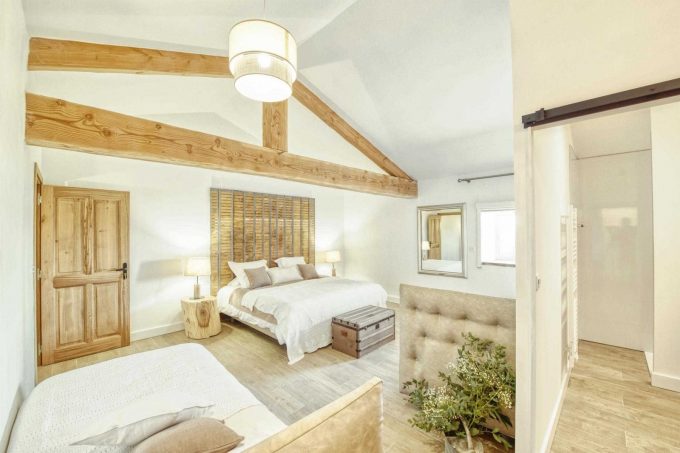 31G301623-a2bdf1ba970940aa8f69f100800b14b9