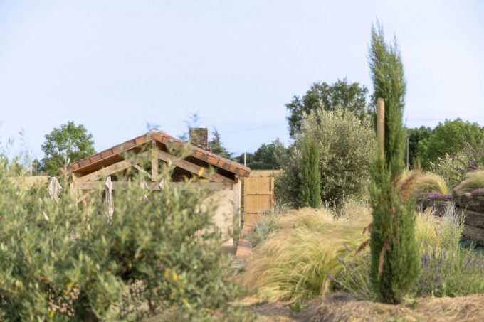 31G301623-ad5b7c3a55e44862b544467dd5f79671