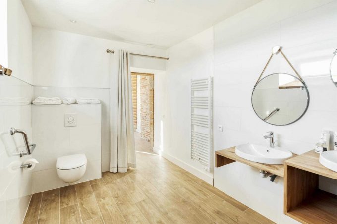 31G301623-c88f7d6edf8b4c53ac2b34686ffcfe42