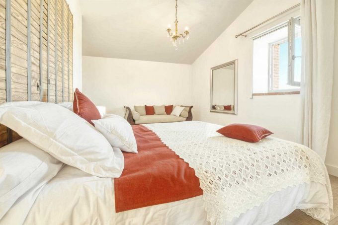 31G301623-ff8ffa507f3c45b7853955fd825213e5