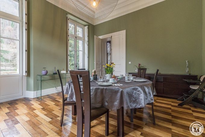 31G301670-8dfc0110268942b6b234fc0d96df9850