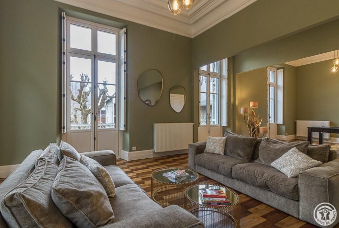 31G301670-b5430e9dac564fe2bd8d08be009563d8