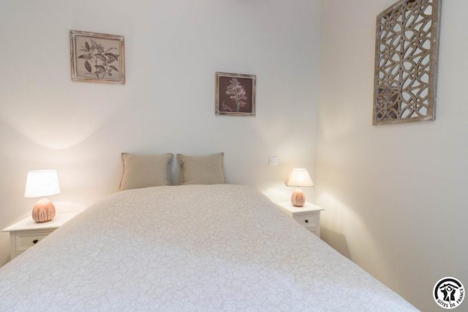 31G301691-11458325d1894db88344760fc6da4118