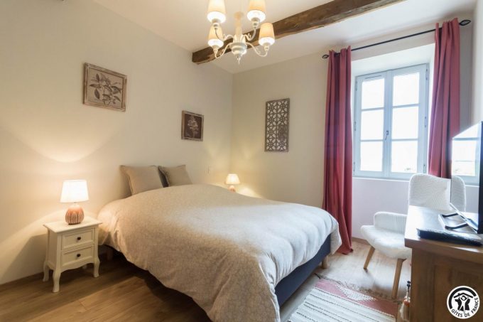 31G301691-9c60c9cc9cc04d7d95f4d483d684dab9