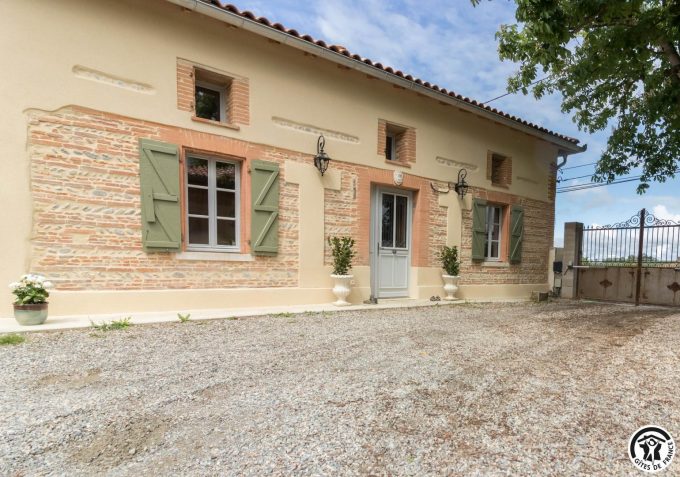 31G301691-c39ebb9b797840be94fb725b1c19db47