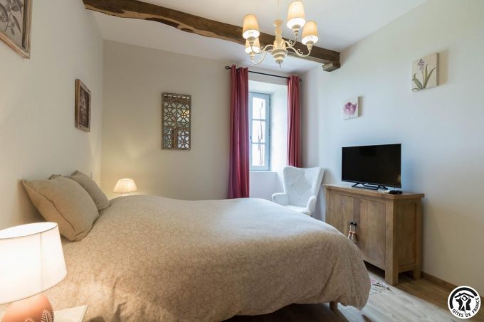 31G301691-e26e730b01ec4e5e88da6ff678dbe8ba