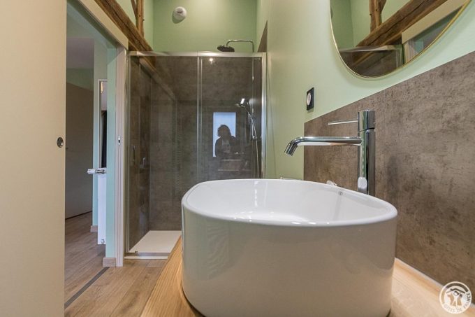 31G301726-008ea6373d884d3da0d8a212ee8fbc6e